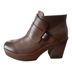 Korks Womens 9.5 Brown Stacey Style Platform Chunky Ankle Booties Strap Buckle